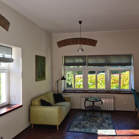 דירות Srebrna Góra Apartament W Starej Szkole מראה חיצוני תמונה