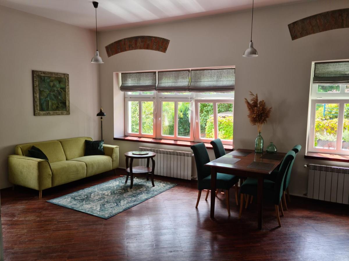 דירות Srebrna Góra Apartament W Starej Szkole מראה חיצוני תמונה